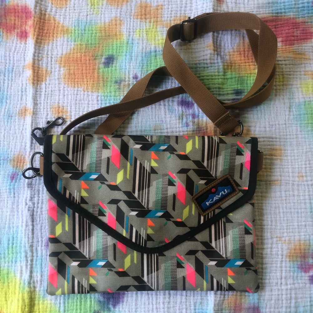 Kavu envelop messenger bag